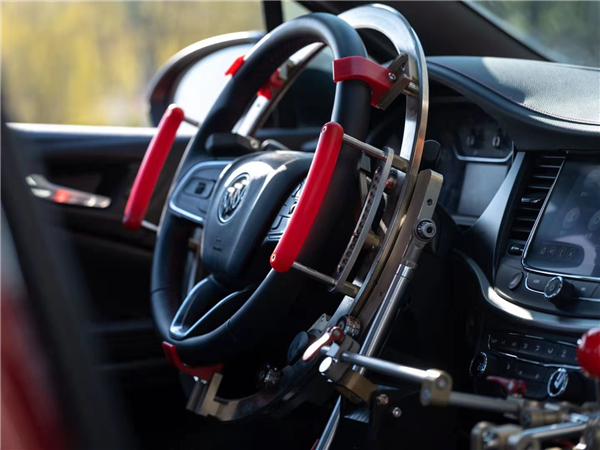 必威(bw·西汉姆联)自动驾驶机械人进驻国内驰名车企试车场